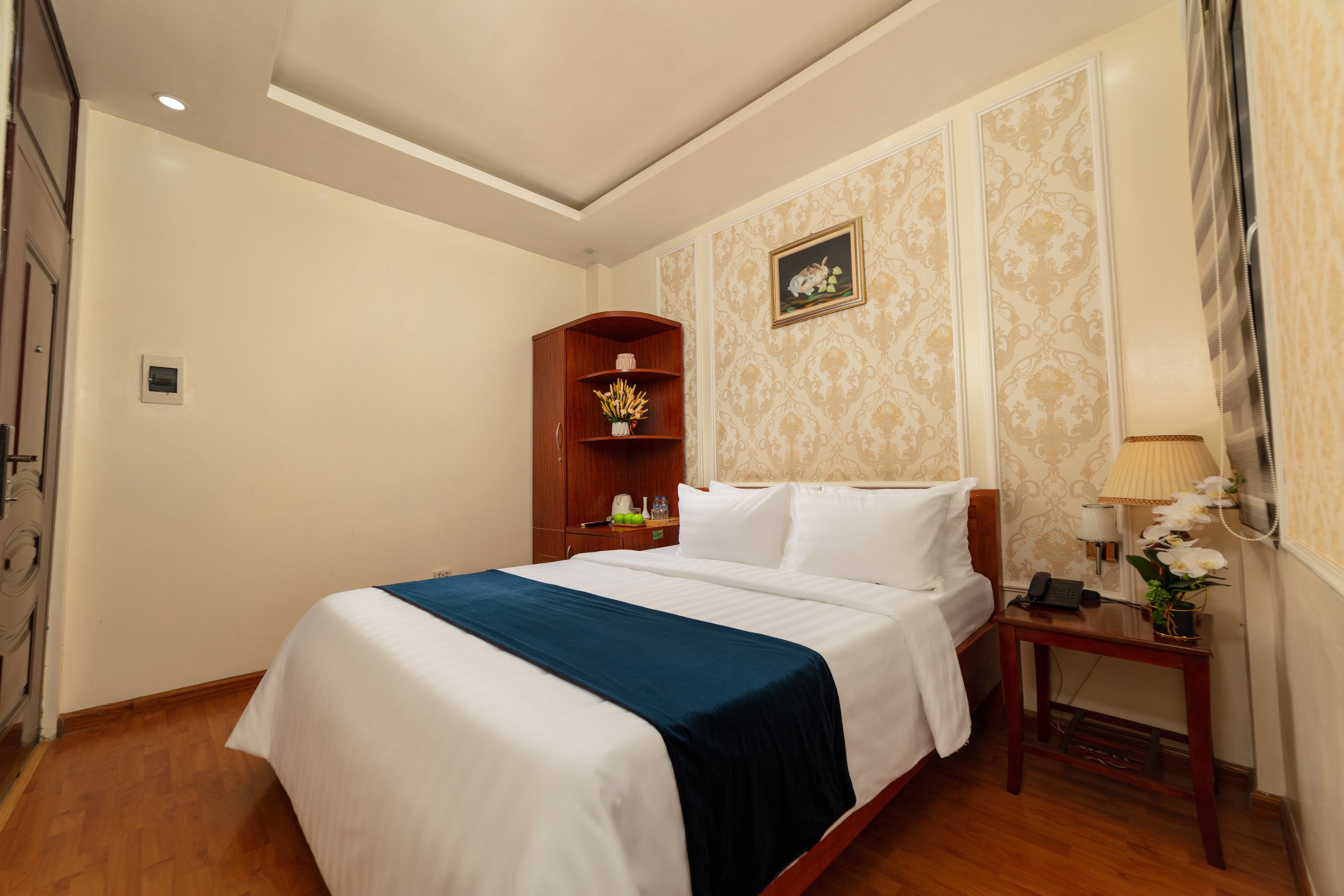 standard-double-room-hanoi-delica-hotel